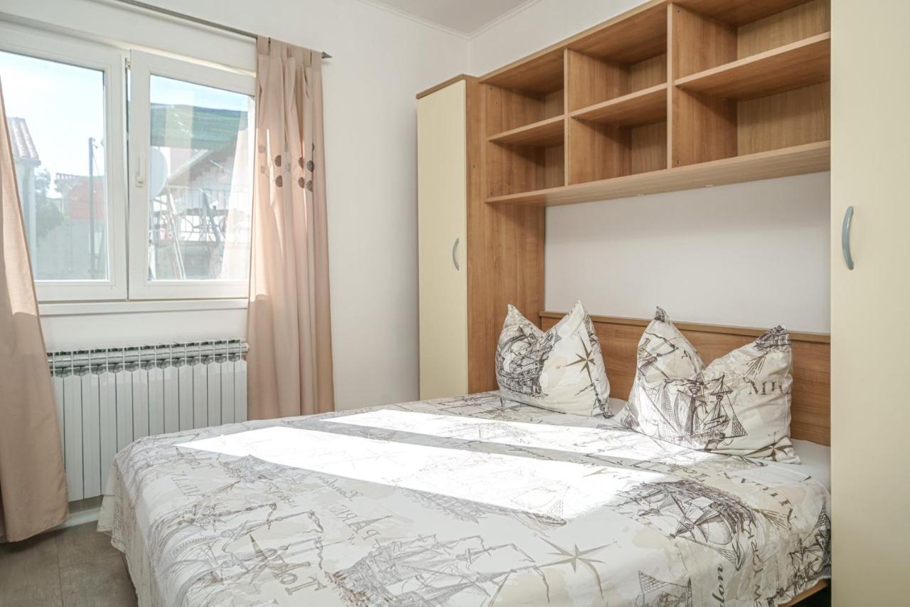 Apartmani Gabriella Vodice Exterior foto